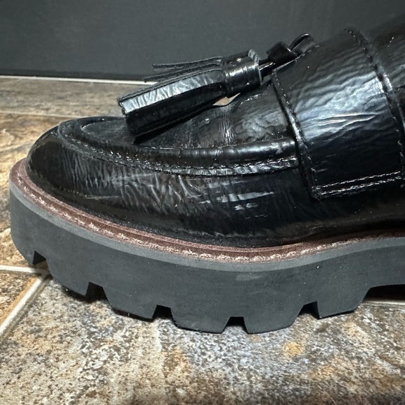 4/25$ Franco Sarto Black Loafers with Sleek Design - Picture 6 of 6